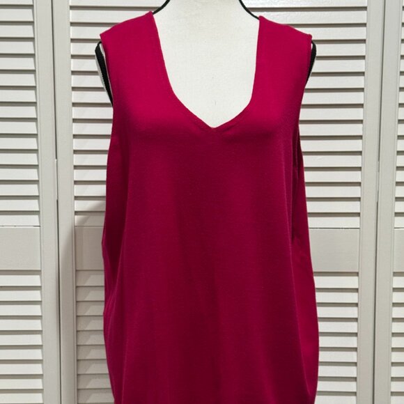 Chico’s Sleeveless V-Neck Knit Cami, Size 3 (XL) - Picture 2 of 8